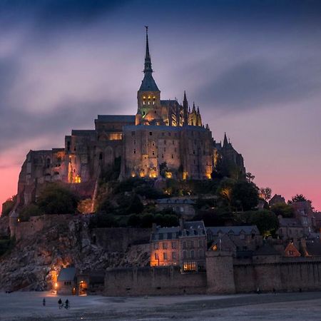 L'Ancien Presbytere D'Ardevon Exteriör bild
